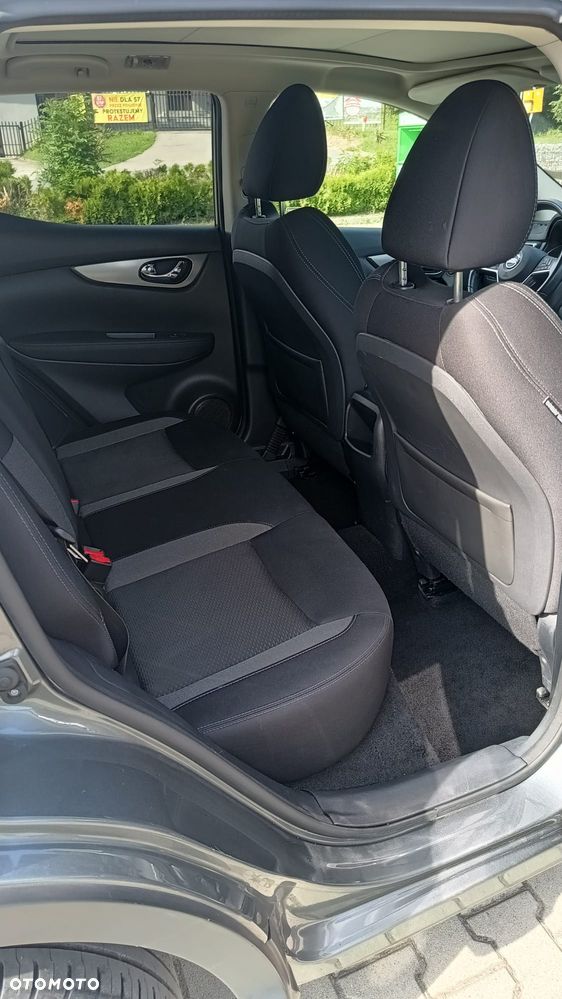 Nissan Qashqai 1.3 DIG-T N-Connecta - 12