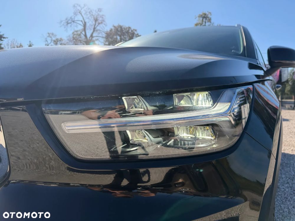 Volvo XC 40 D3 Momentum - 38