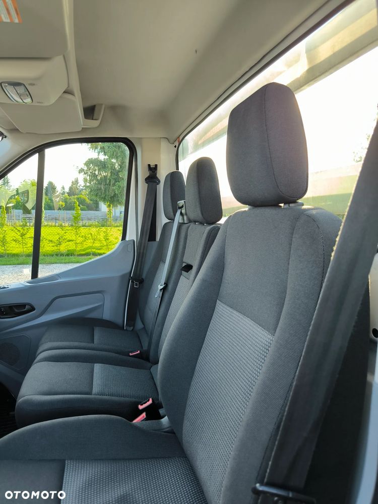 Ford Transit - 17