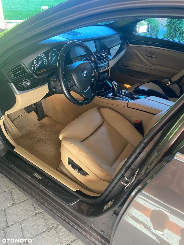 BMW Seria 5 530d xDrive - 2