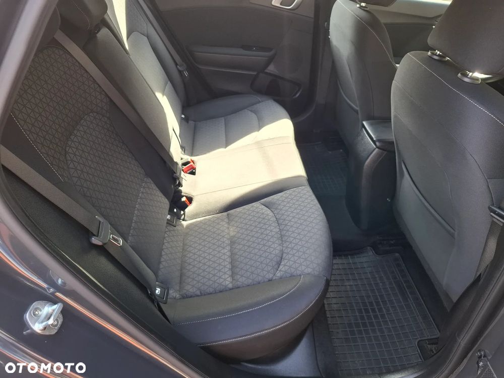 Kia Ceed 1.4 T-GDI M DCT - 23