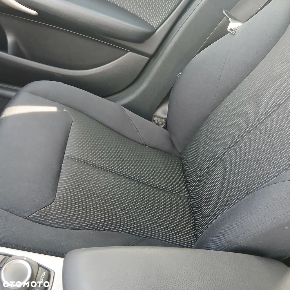 BMW Seria 1 116i - 21