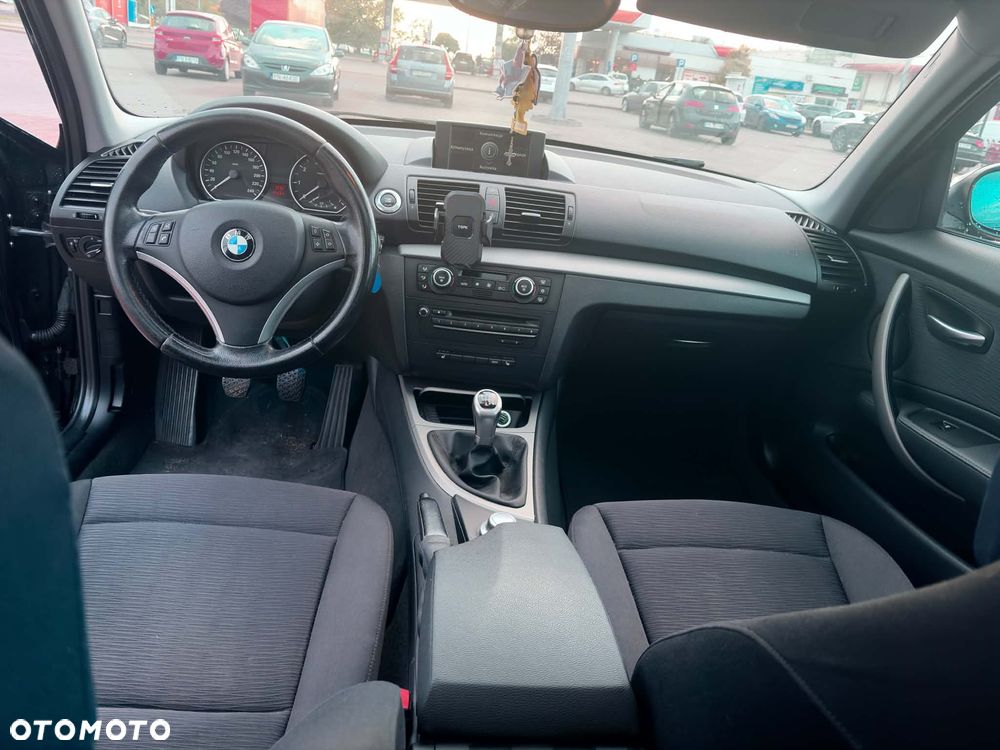 BMW Seria 1 118i - 8