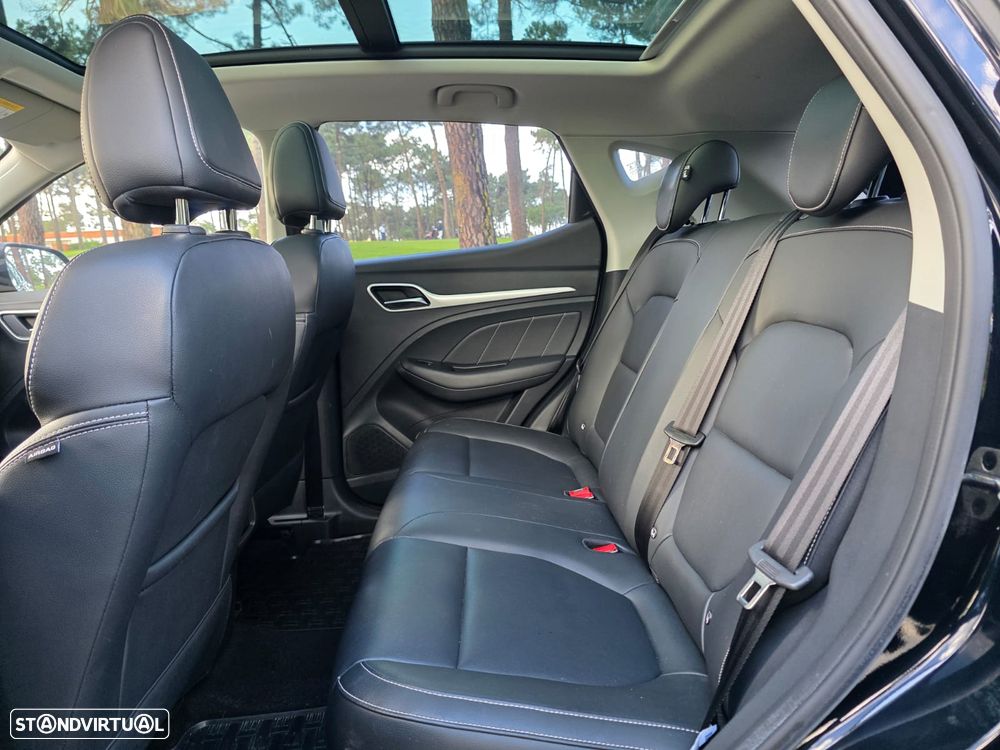MG ZS EV 44.5 kWh Luxury - 14