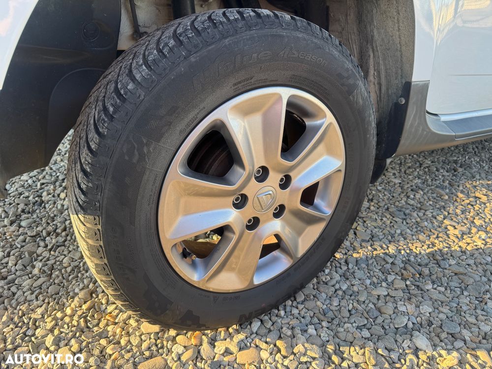 Dacia Duster 1.6 16V 105 4x2 Laureate - 21