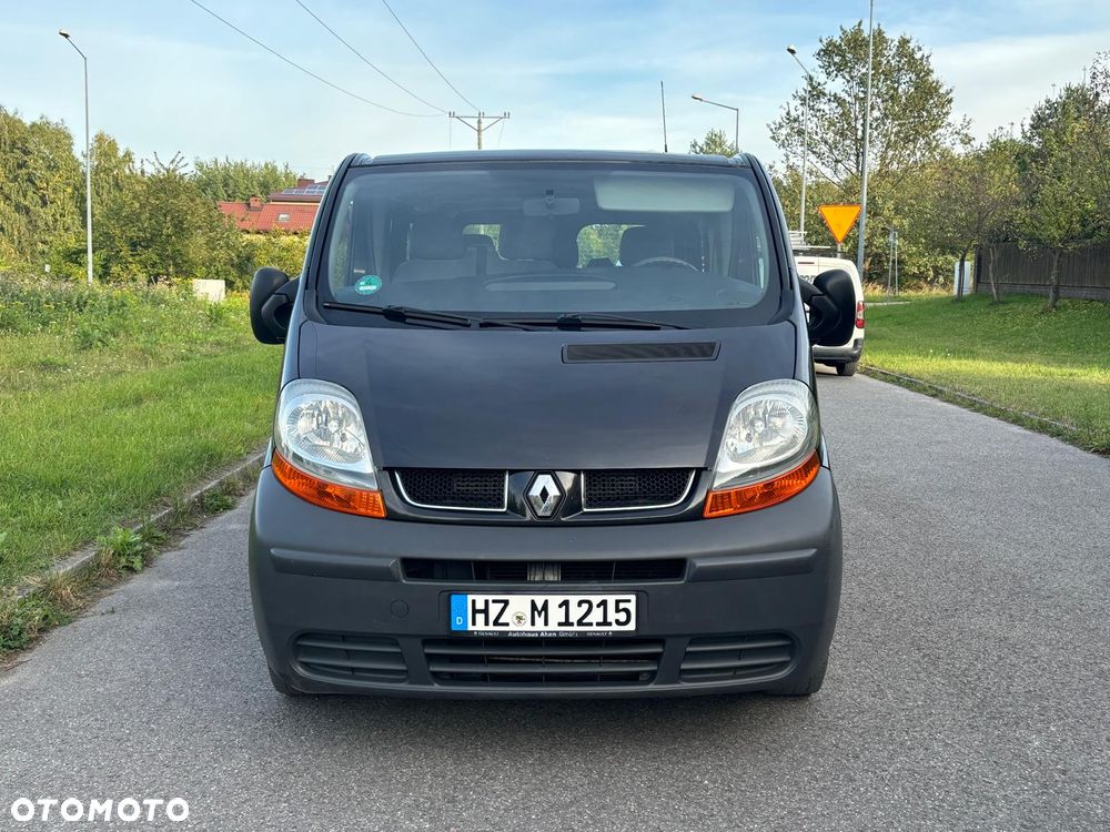 Renault Trafic - 2