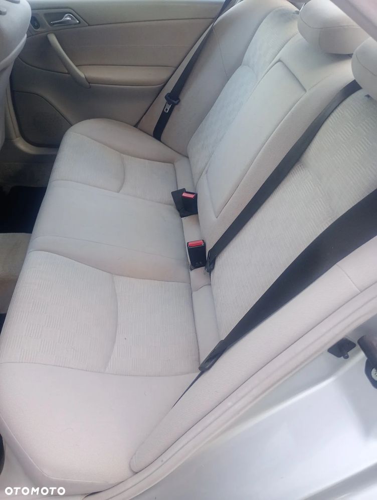 Mercedes-Benz Klasa C - 11