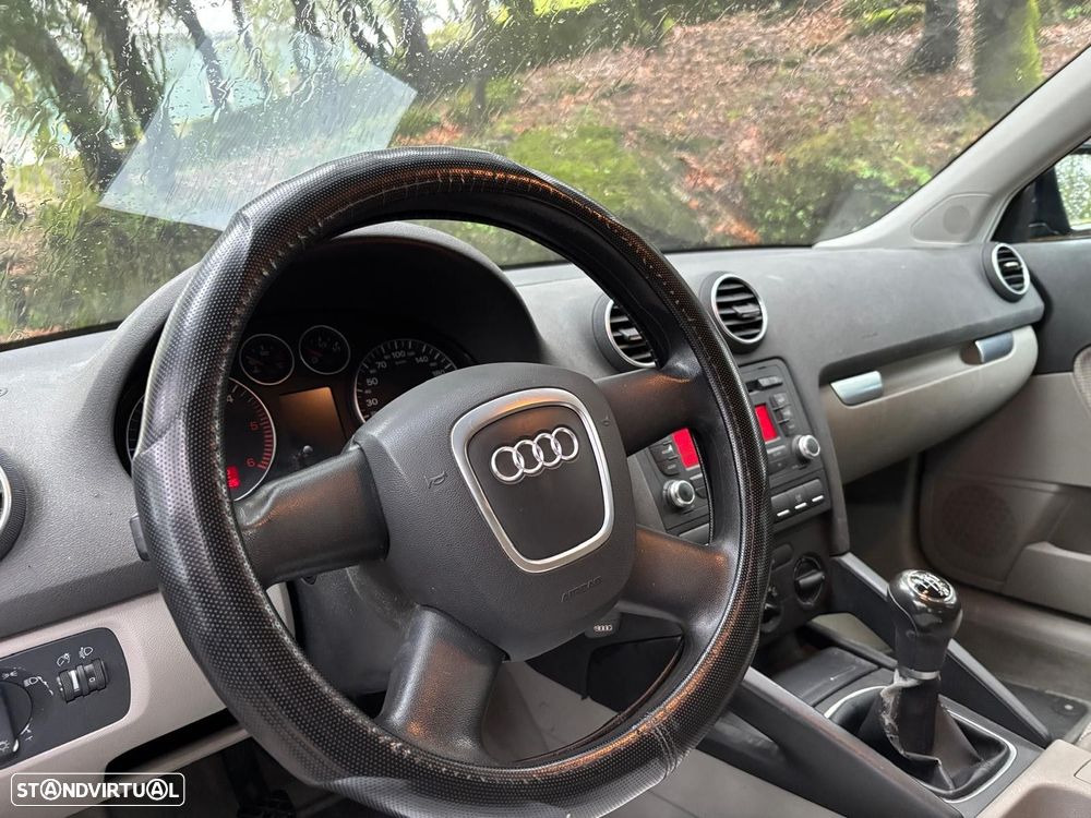Audi A3 1.9 TDI Sport - 12
