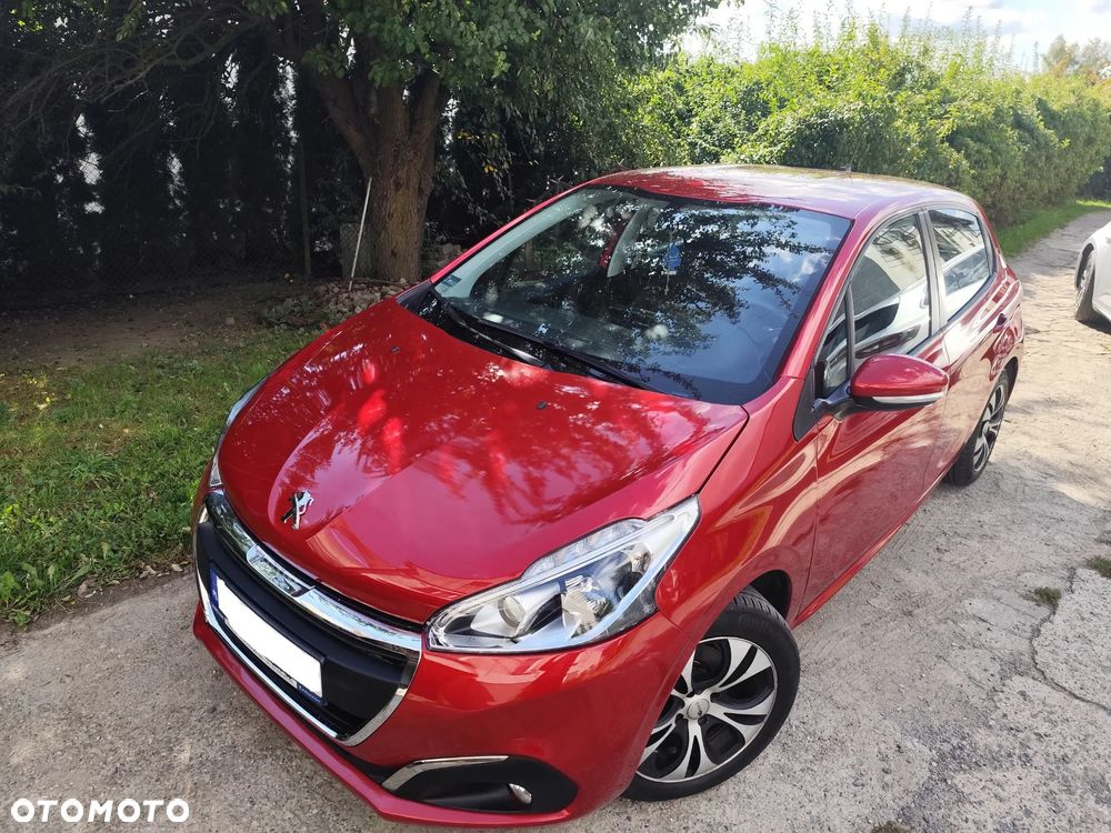 Peugeot 208 - 6