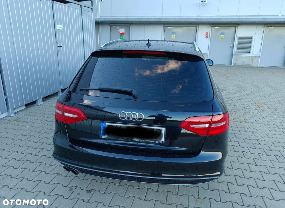 Audi A4 Avant 2.0 TDI DPF S line Sportpaket - 10