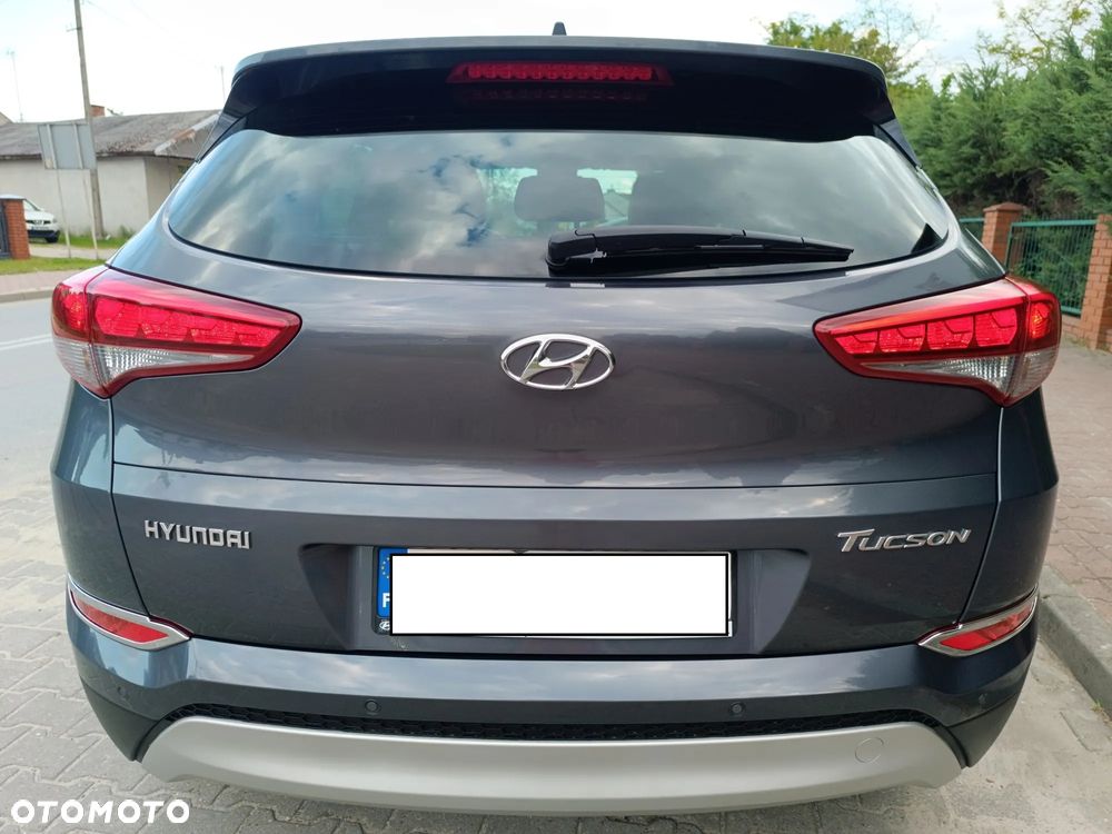 Hyundai Tucson 1.6 GDI BlueDrive Style 2WD - 23