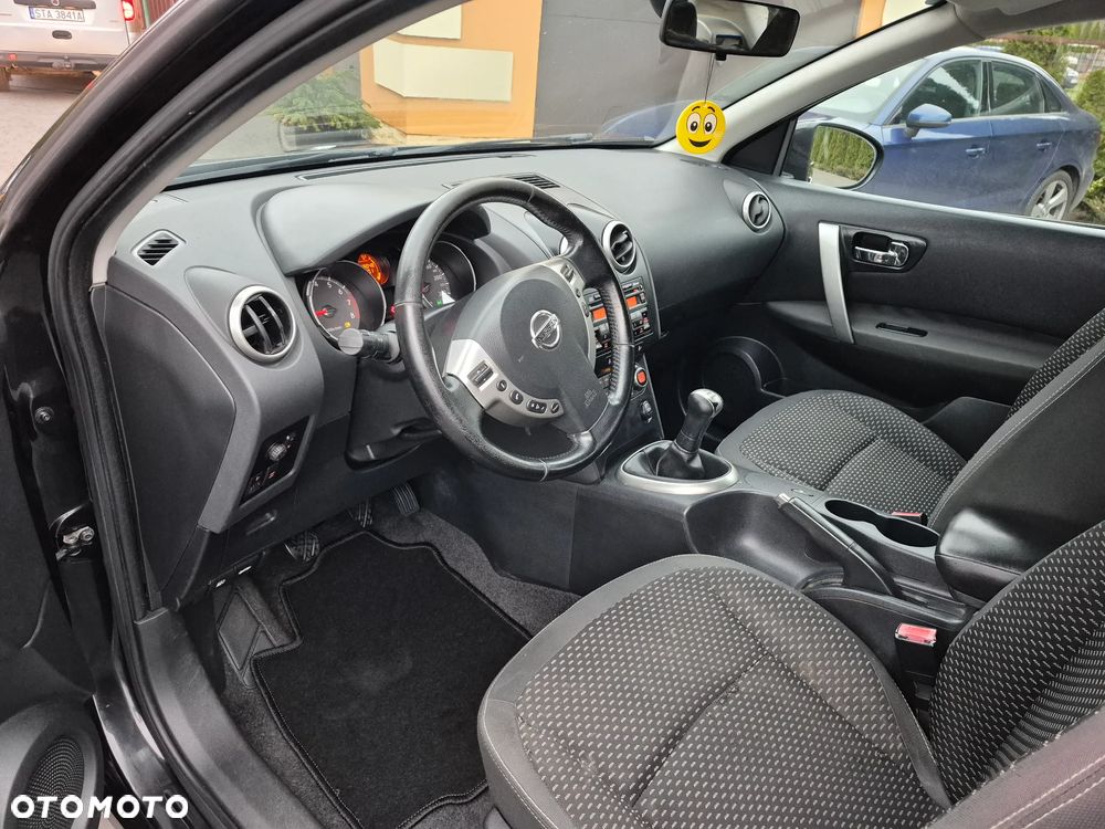 Nissan Qashqai 1.6 visia - 12