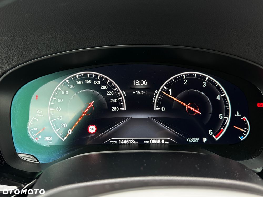 BMW Seria 5 520d xDrive M Sport sport - 25