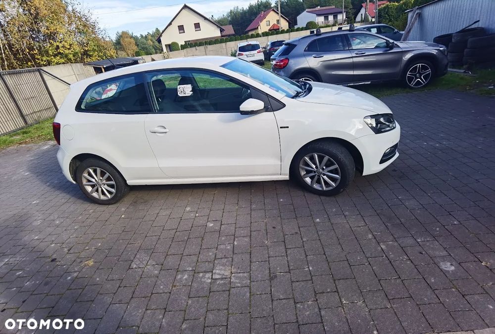 Volkswagen Polo 1.2 TSI Blue Motion Technology Lounge - 3
