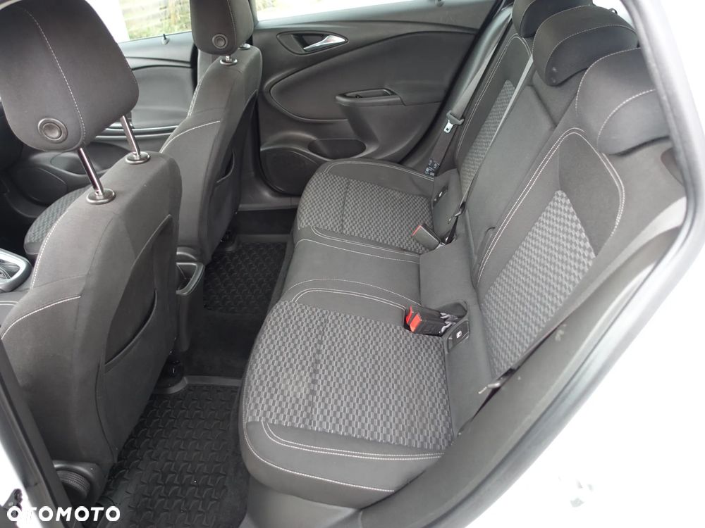 Opel Astra - 15