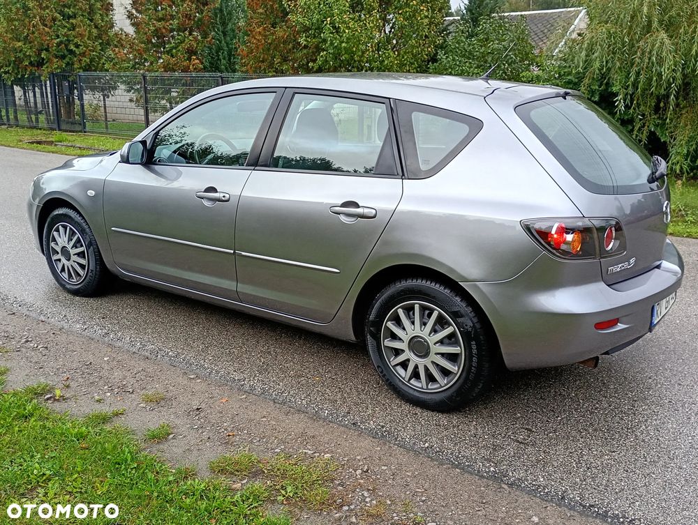 Mazda 3 - 15