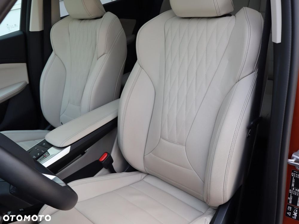 BMW X1 - 8