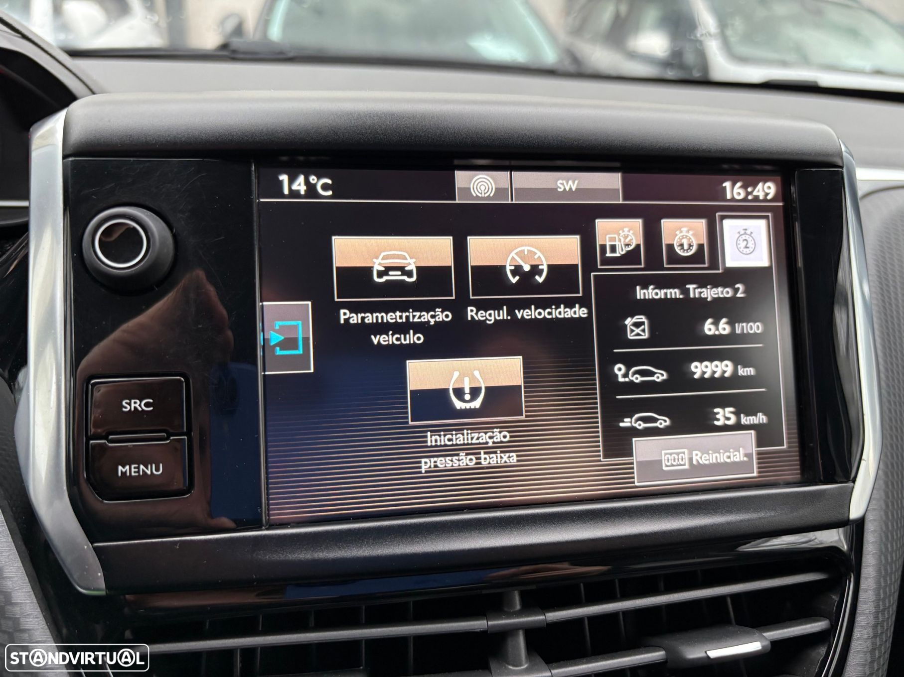 Peugeot 2008 1.2 PureTech Style - 30
