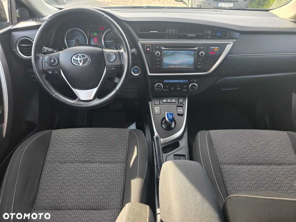 Toyota Auris 1.8 HSD Luna - 26