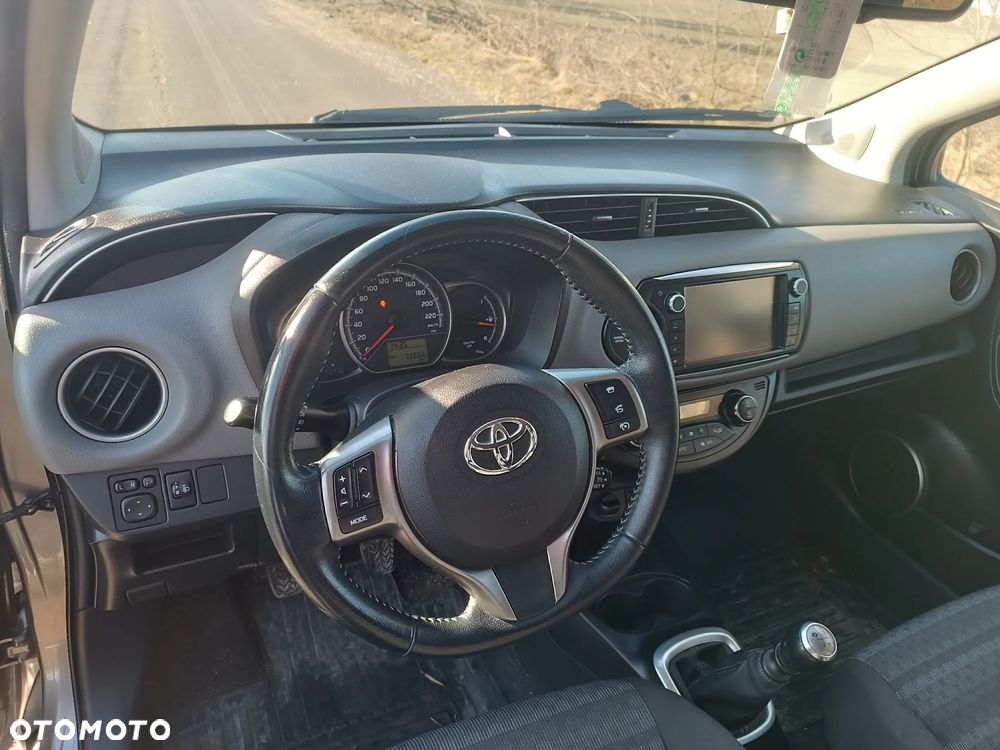 Toyota Yaris 1.33 VVT-i - 7