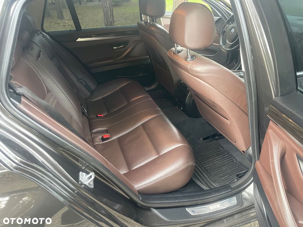 BMW Seria 5 520d xDrive Luxury Line - 15