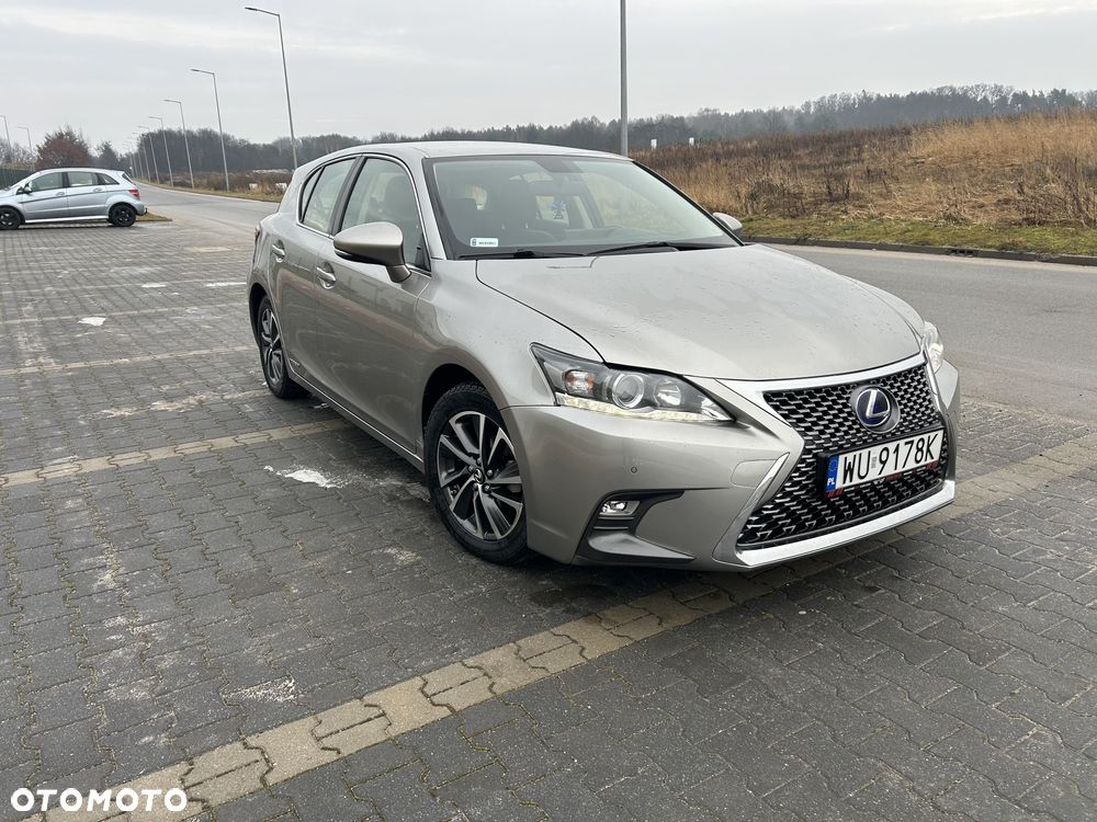 Lexus CT 200h Elegance - 2