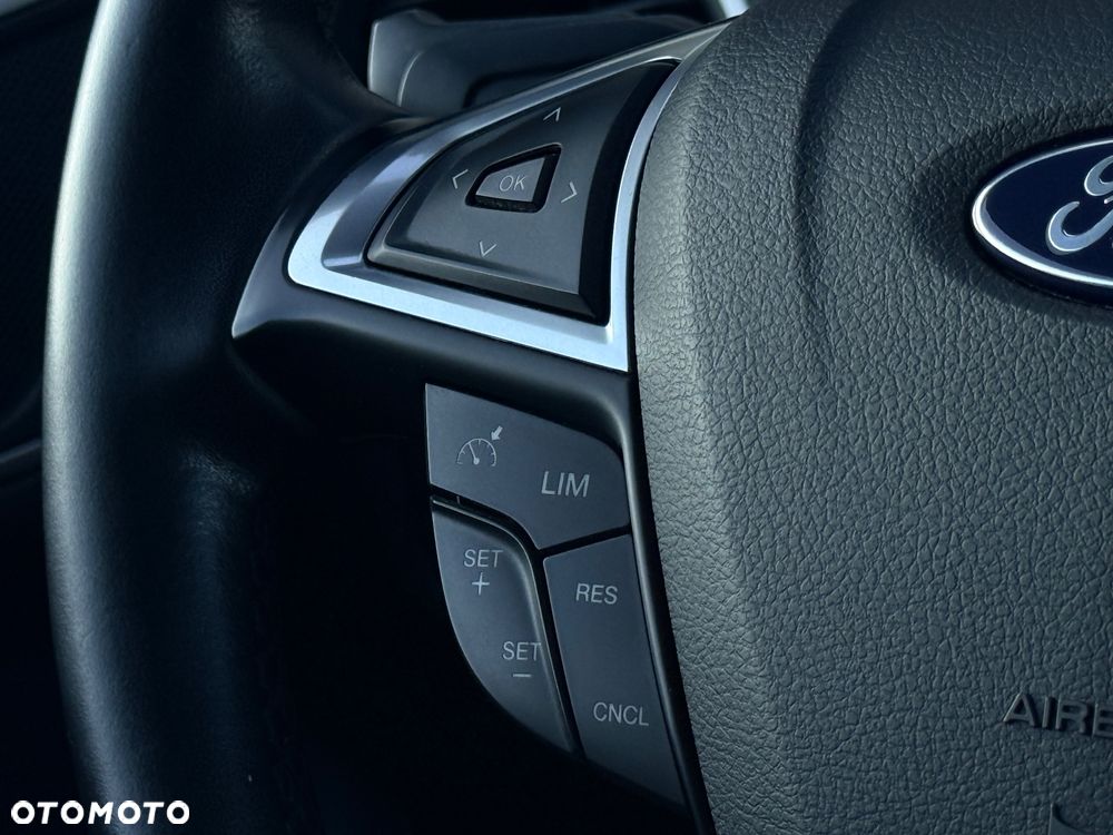 Ford S-Max 2.0 TDCi Trend - 11