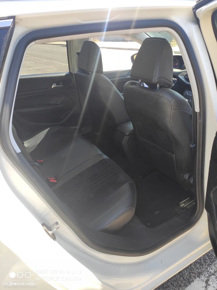 Peugeot 308 SW - 6
