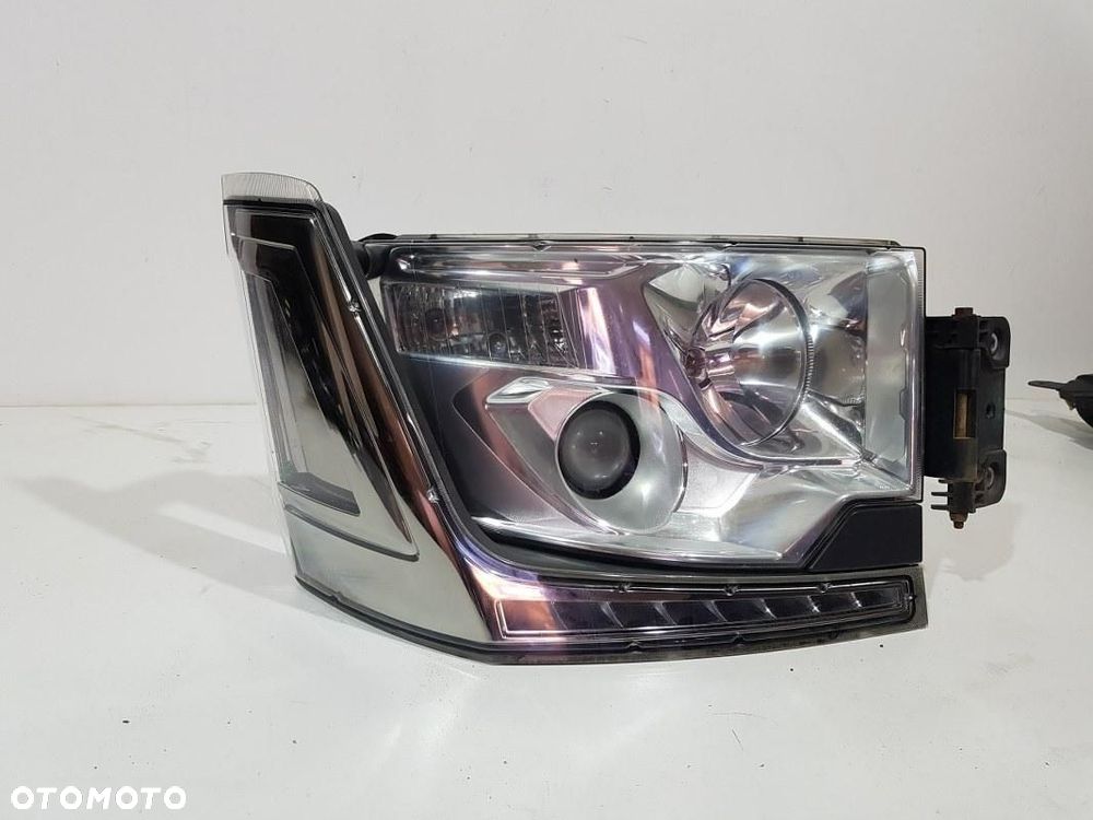RENAULT RANGE GAMA T LAMPA PRZÓD PRZEDNIA PRAWA KIERUNKOWSKAZ LED ORYGINAŁ - 2