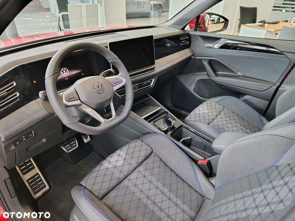 Volkswagen Tiguan - 10