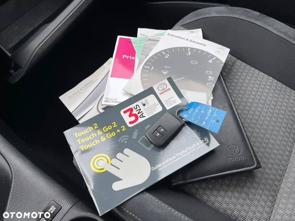 Toyota Auris 1.8 VVT-i Automatik Design Edition - 40
