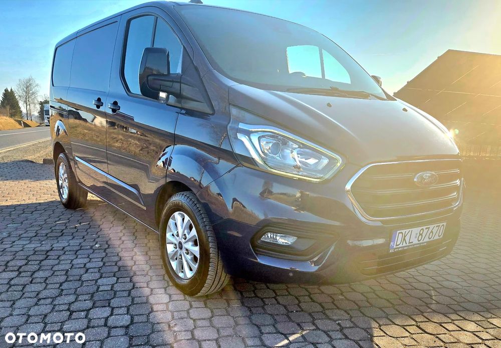 Ford TRANSIT CUSTOM - 2
