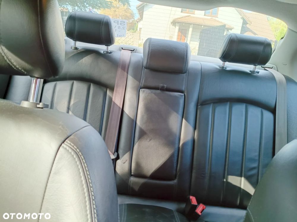 Jaguar X-Type 2.5 Entry/Classic - 11
