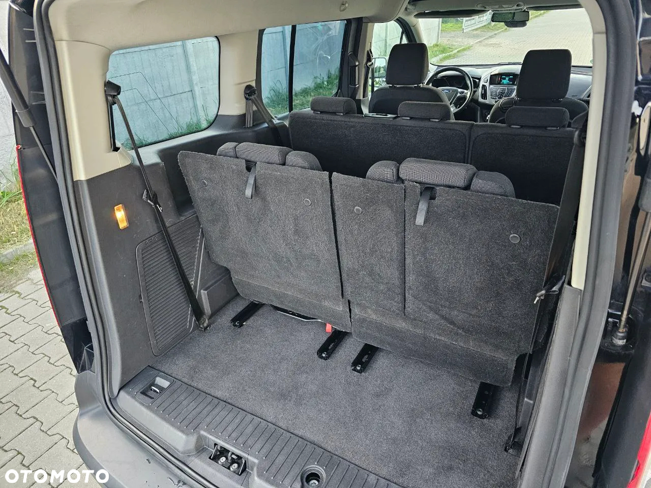 Ford Tourneo Connect - 22