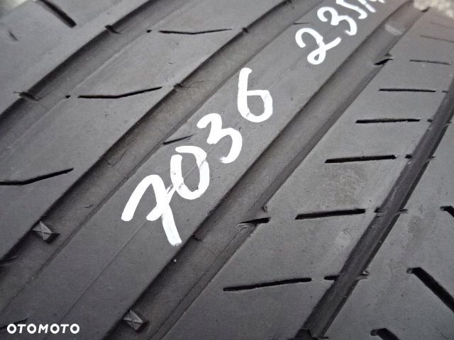 235/40/R19 96Y XL Extra loud Continental Conti Sport Contact 5 - 9