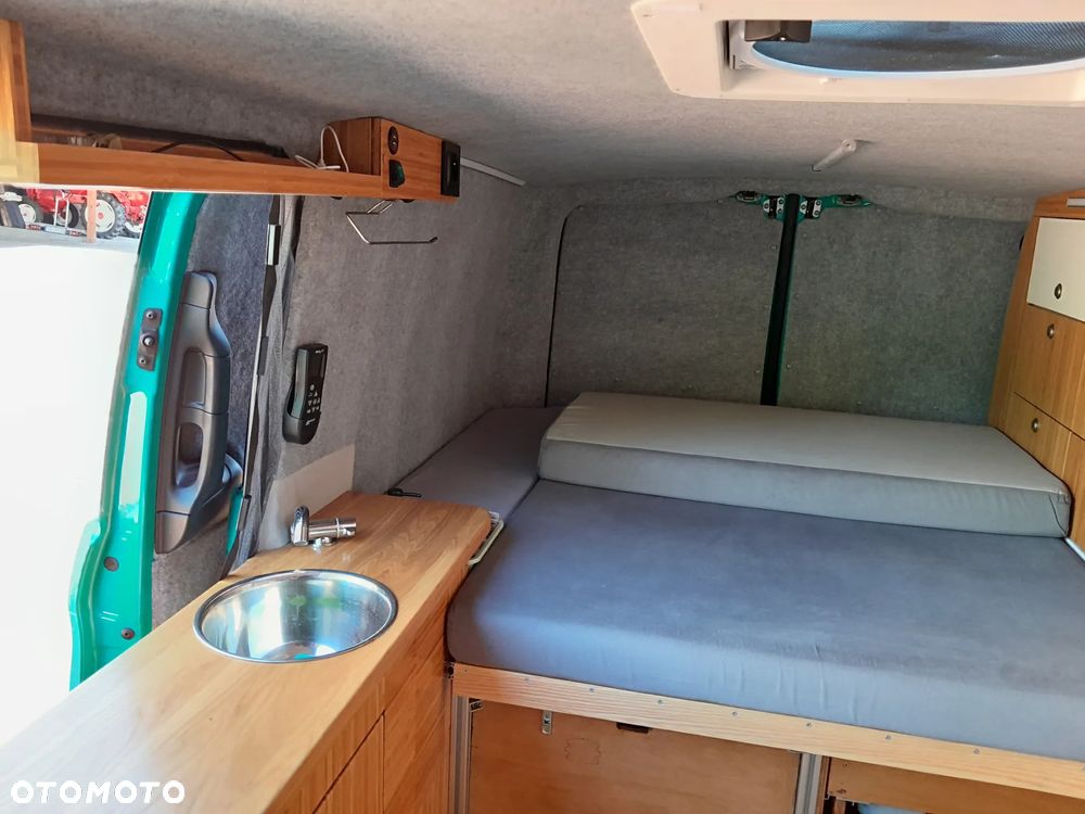Mercedes-Benz Vito - 5