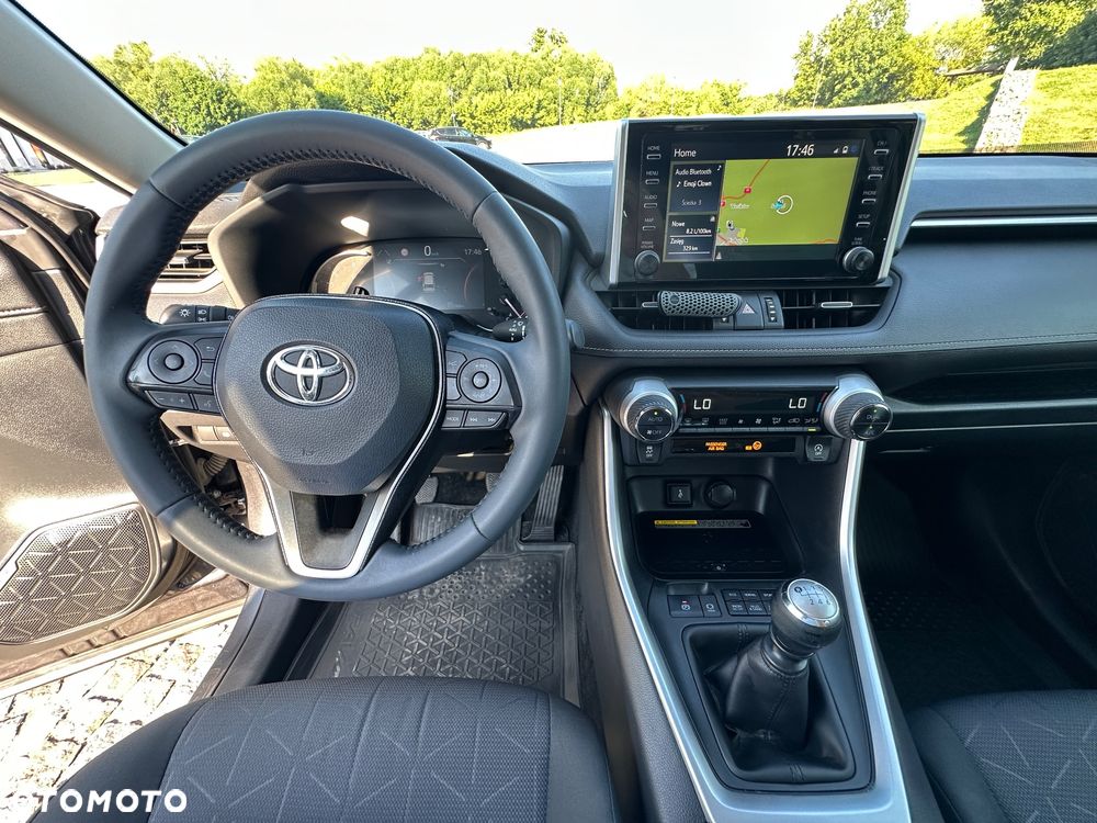 Toyota RAV4 - 20