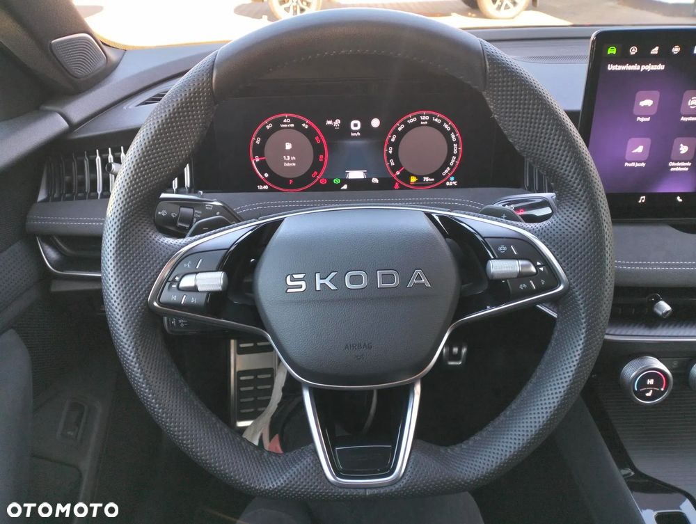 Skoda Superb 2.0 TDI SCR 4x4 Sportline DSG - 8
