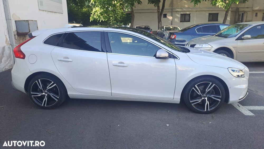 Volvo V40 D3 Aut. R-Design - 5