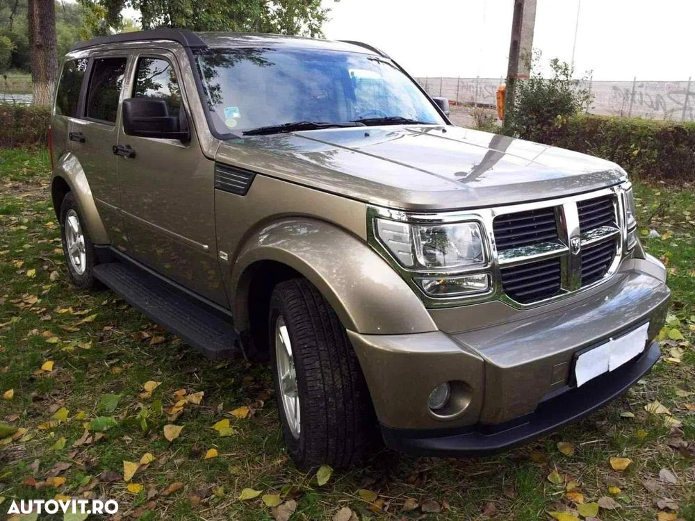 Dodge Nitro - 1