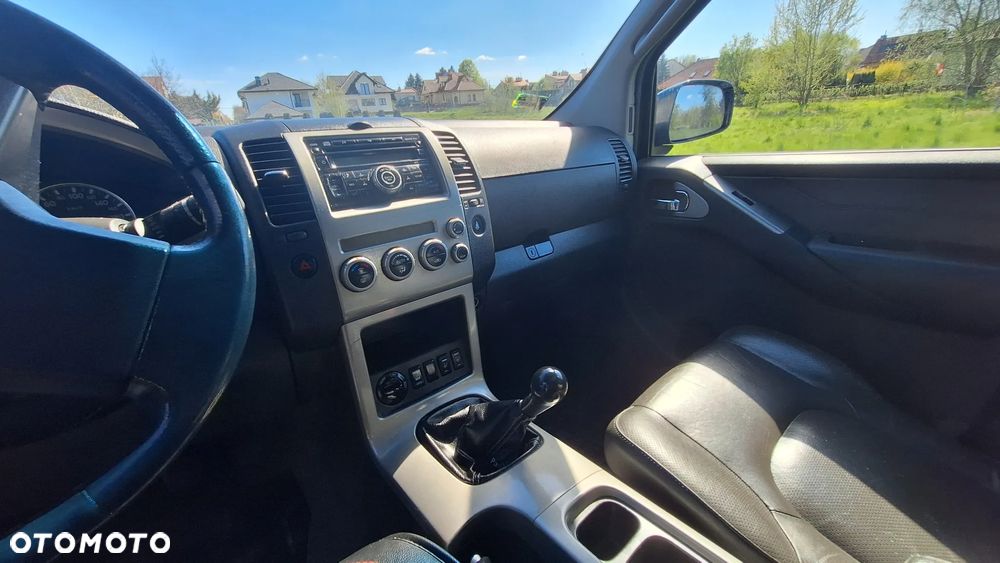 Nissan Pathfinder 2.5 dCi Premium - 5