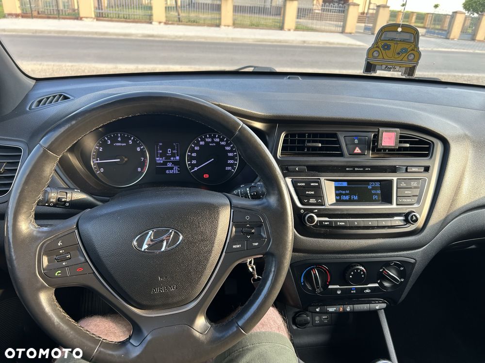 Hyundai i20 - 8