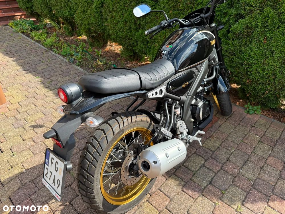 Yamaha XSR - 2