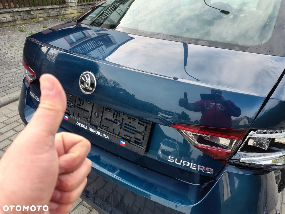 Skoda Superb 2.0 TDI Premium Edition - 25