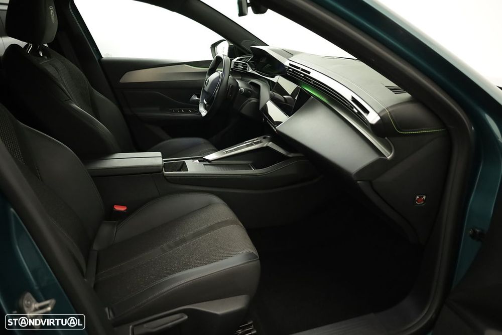 Peugeot 308 SW 1.2 PureTech GT EAT8 - 21
