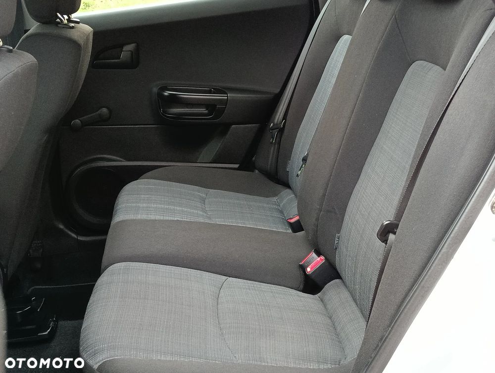 Kia Ceed 1.4 CVVT Attract - 8