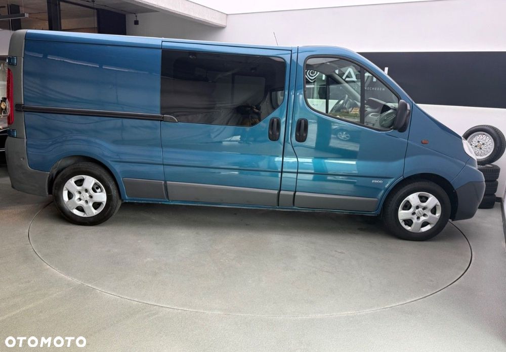 Opel Vivaro - 13
