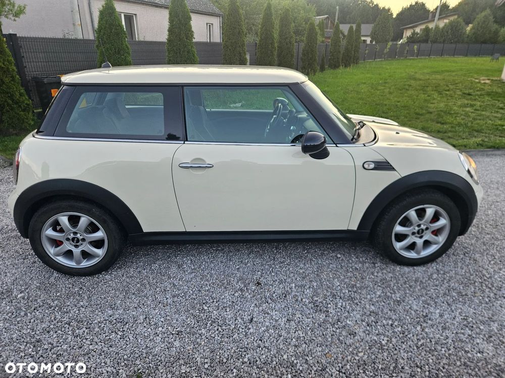 MINI ONE - 6