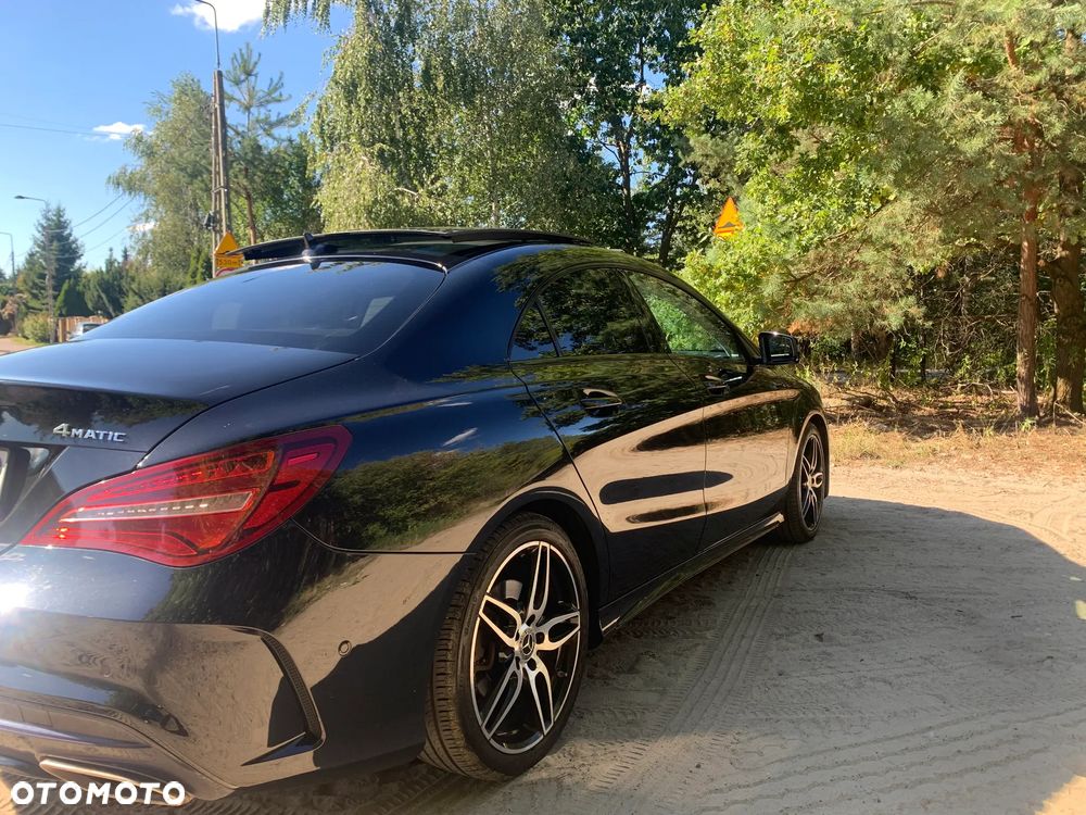 Mercedes-Benz CLA 220 4-Matic AMG Line - 5