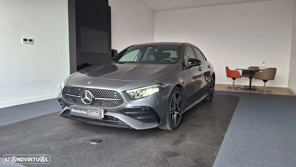 Mercedes-Benz A 200 Limousine AMG Line Aut. - 3